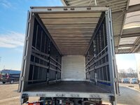 Foto van Gebruikt Bakwagen Mercedes Actros 6X2 2019