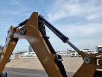 Foto van Gebruikt Bouwmachine Caterpillar 424 4X4 2022