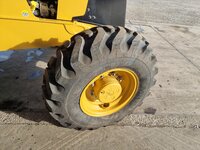 Foto van Gebruikt Bouwmachine Caterpillar 424 4X4 2022