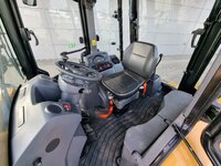 Foto van Gebruikt Bouwmachine Caterpillar 424 4X4 2022