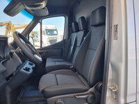 Foto van Gebruikt Lichte bedrijfsauto Mercedes Sprinter 2022
