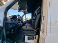 Foto van Gebruikt Lichte bedrijfsauto Mercedes Sprinter 2023