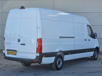 Foto van Gebruikt Lichte bedrijfsauto Mercedes Sprinter 2023