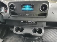 Foto van Gebruikt Lichte bedrijfsauto Mercedes Sprinter 2023