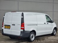 Foto van Gebruikt Lichte bedrijfsauto Mercedes Vito 2018