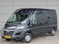 Foto van Gebruikt Lichte bedrijfsauto Opel Movano 2023