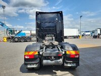 Foto van Gebruikt Trekker DAF XF 6X2 2021