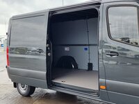 Foto van Nieuw Lichte bedrijfsauto Mercedes Sprinter