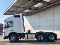 Foto van Nieuw Trekker Volvo FM 6X2