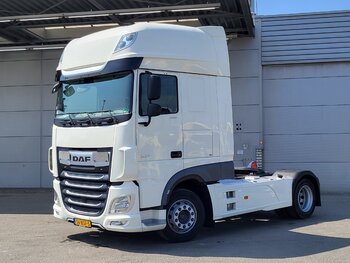 Foto van Gebruikt Trekker DAF XF 4X2 2021