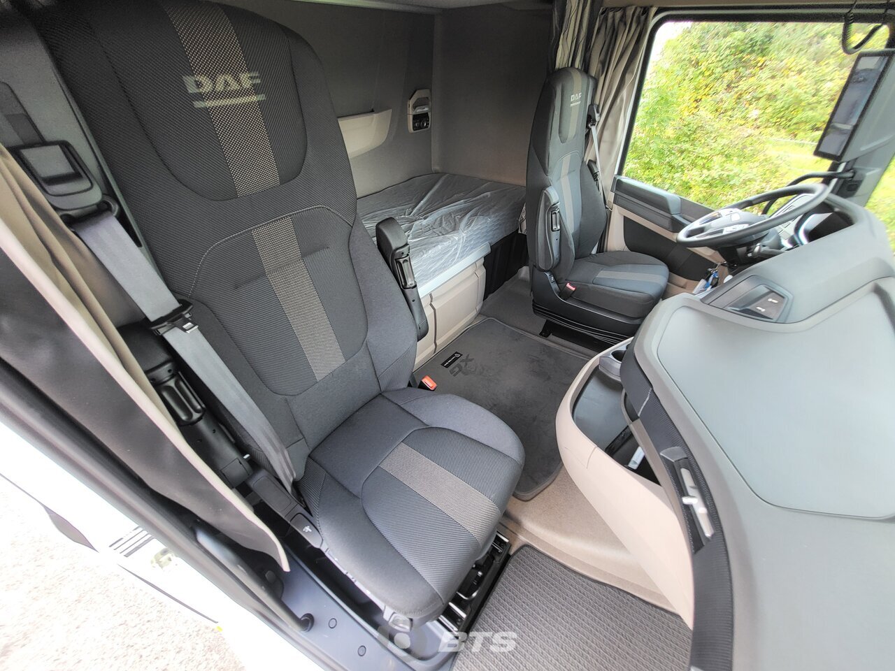 Other : DAF XG 480 6X2 WIELTON Camion rideaux coulissants
