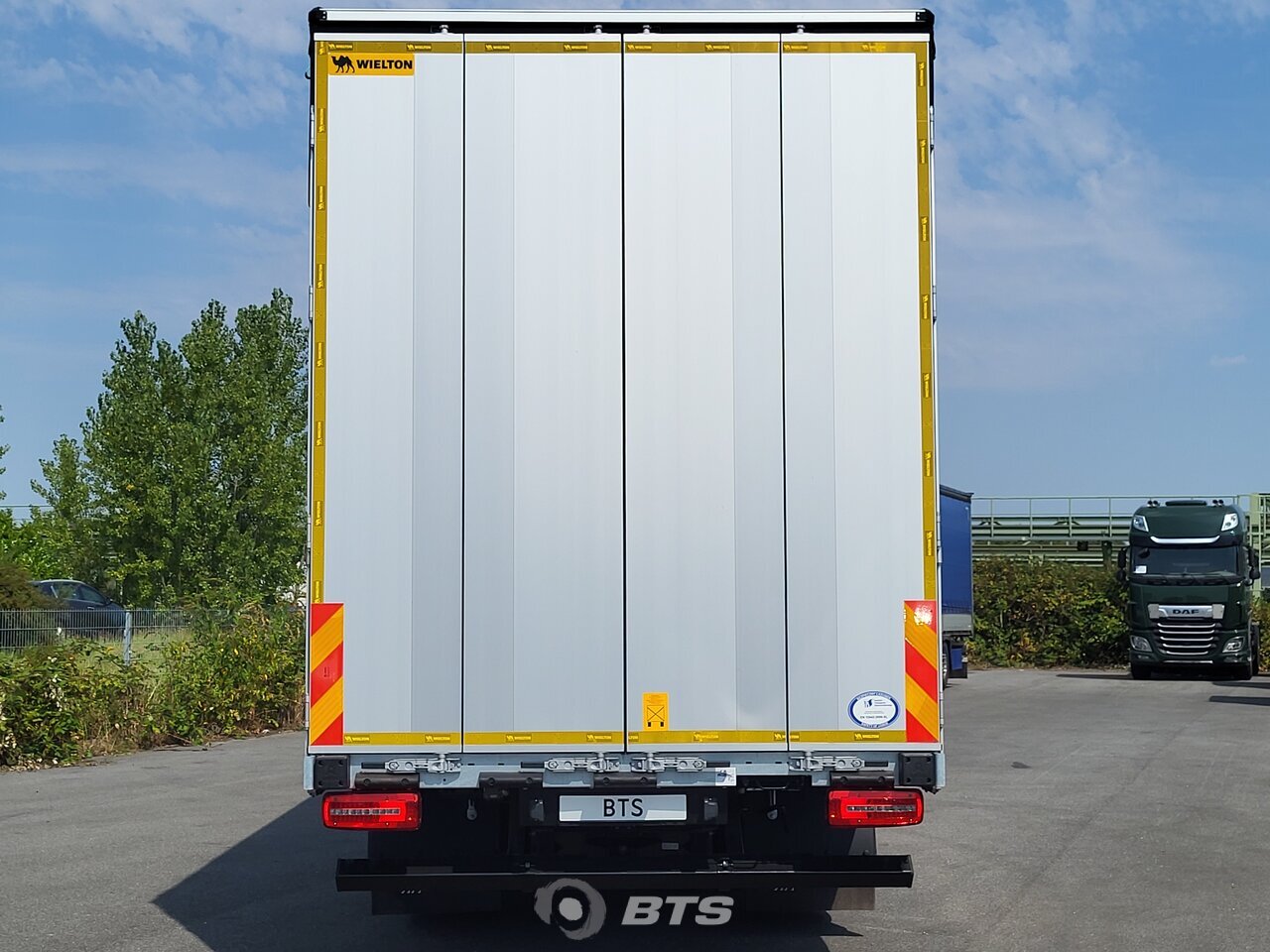 Other : DAF XG 480 6X2 WIELTON Camion rideaux coulissants