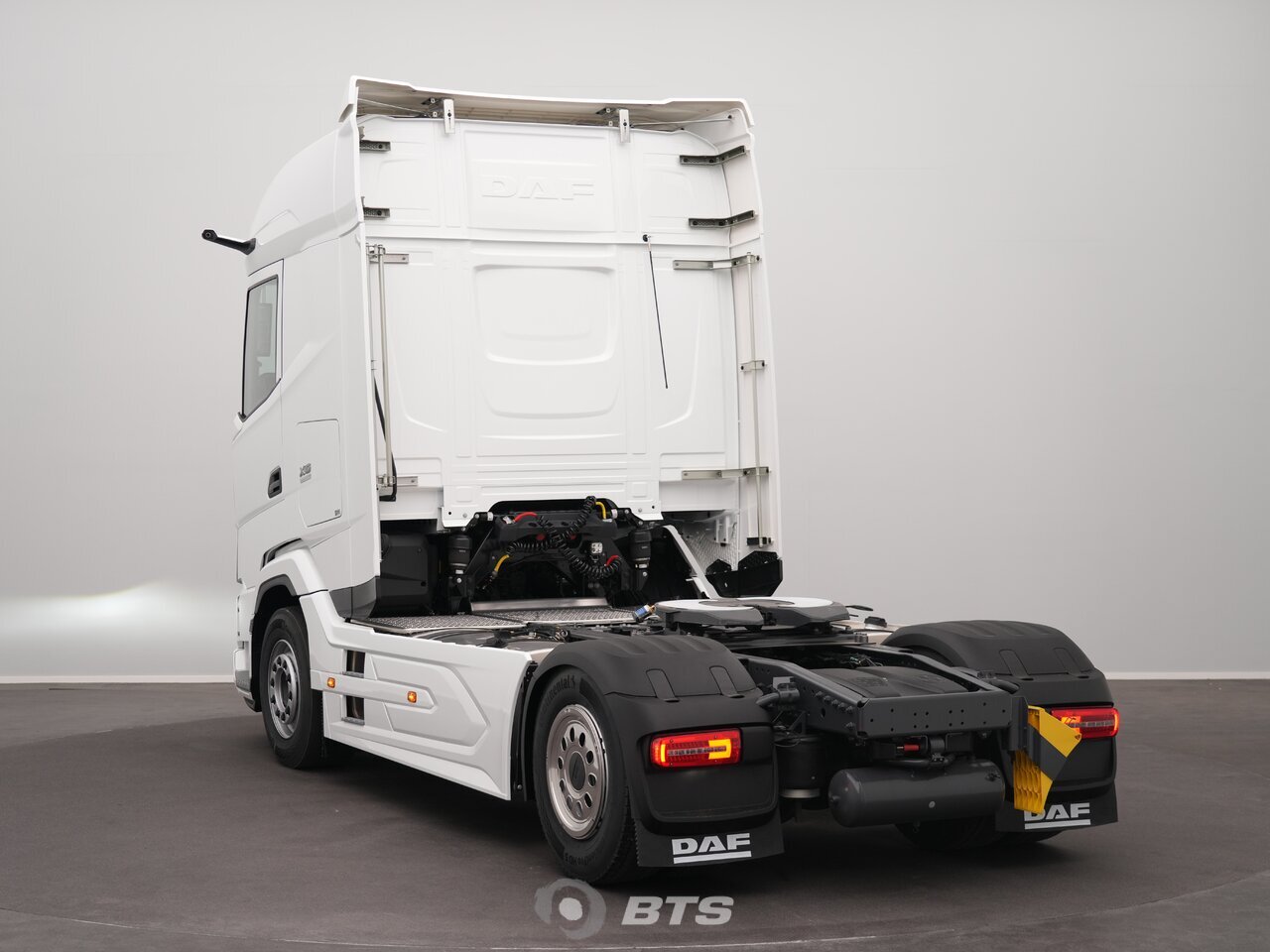 Other : DAF XG 480 sattelzugmaschine