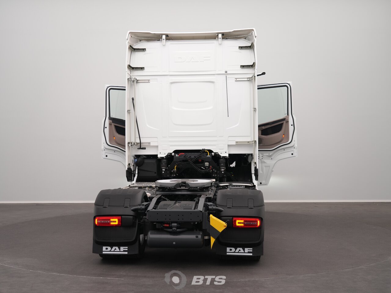 Other : DAF XG 480 sattelzugmaschine