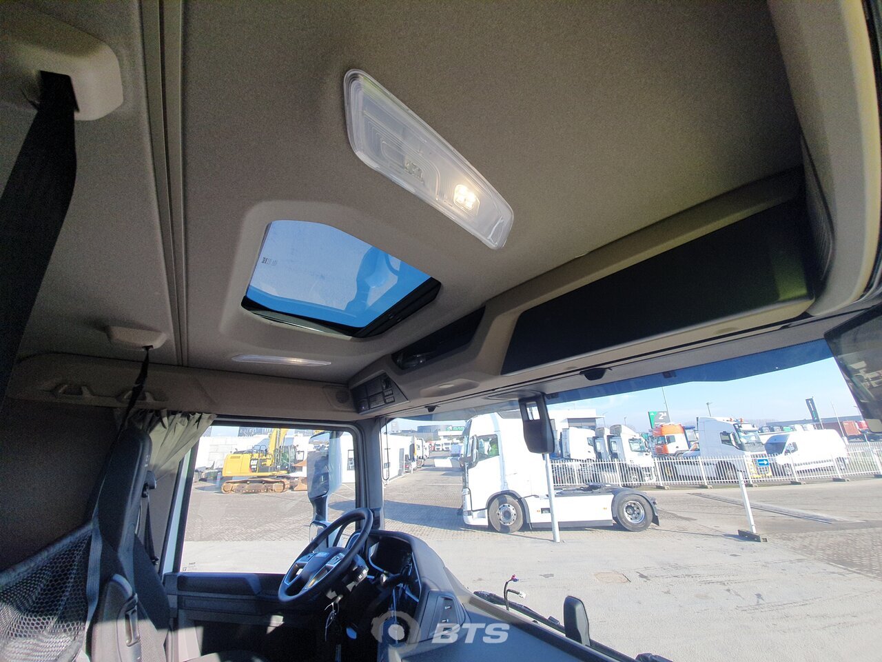 Other : DAF NXF530 Abrollkipper LKW