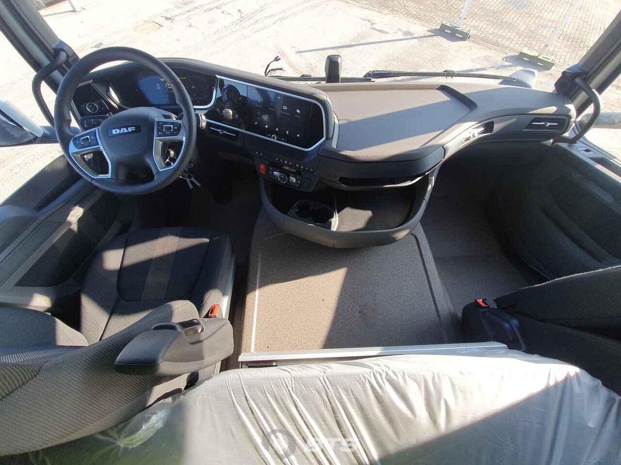 Other : DAF NXF530 Abrollkipper LKW