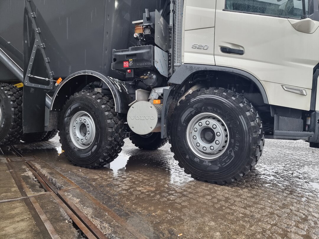 Other : Volvo FMX 520 Camión volquete