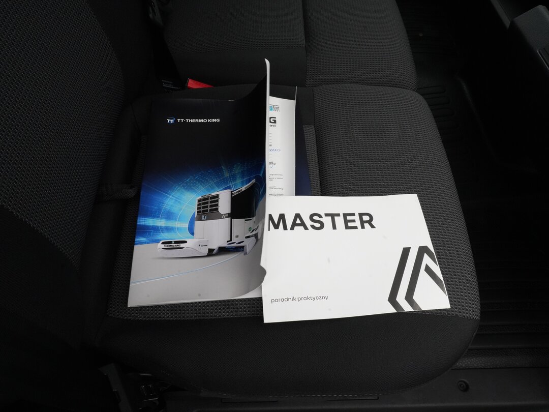 Other : Renault Master 165PK Caja frigorífica cerrada