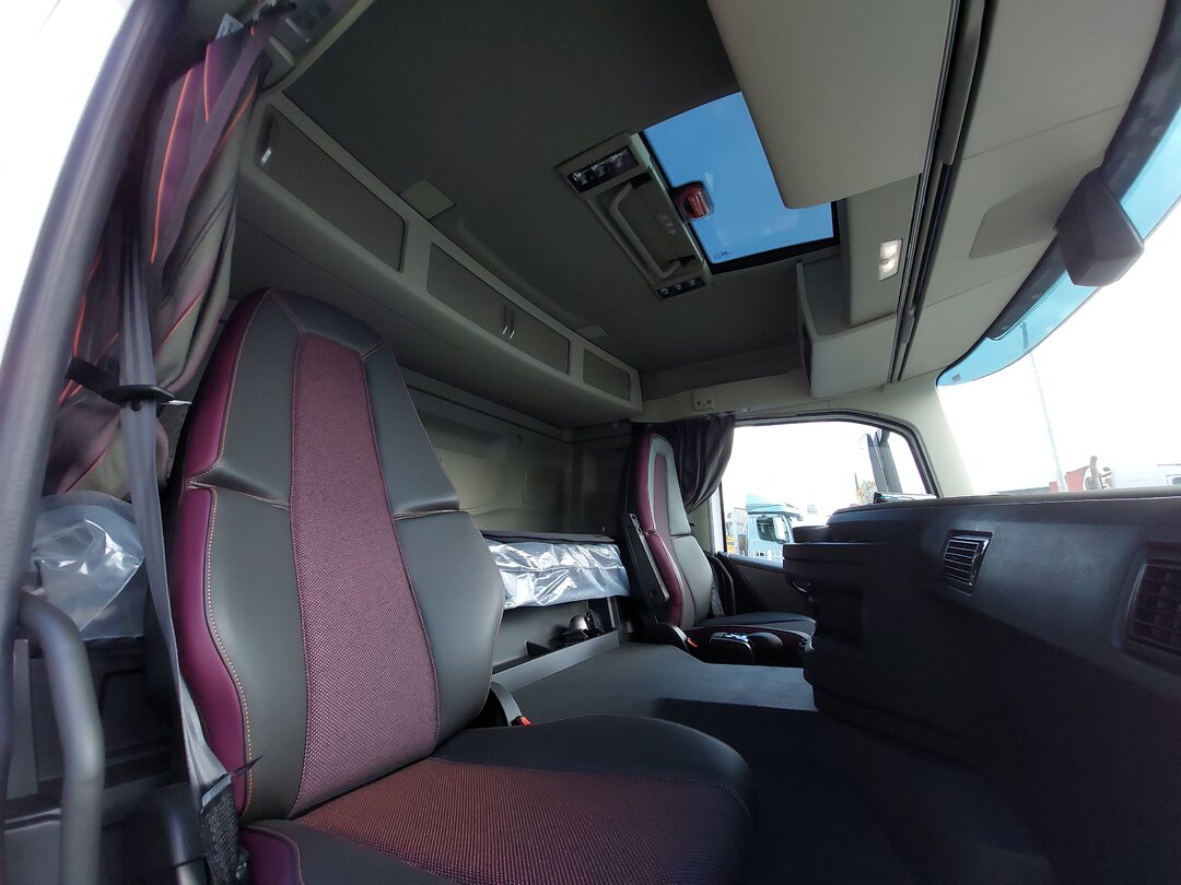 Other : Volvo FM 500 شاحنات مسطحة