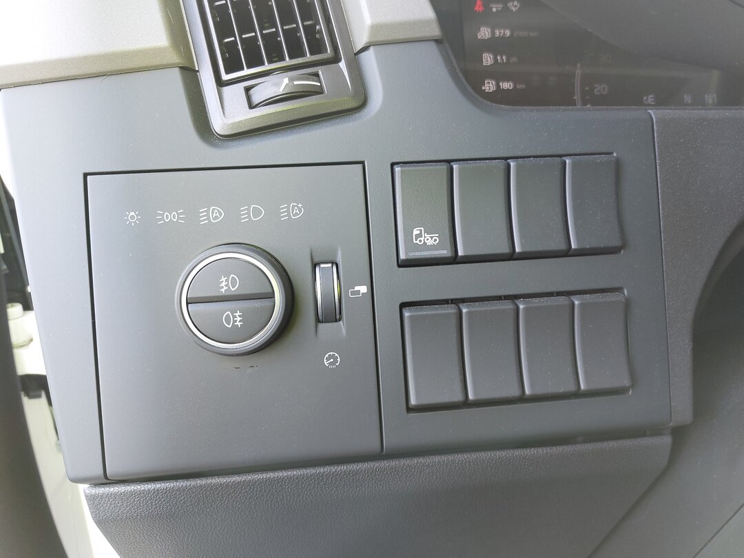 Other : Volvo FM 500 شاحنات مسطحة