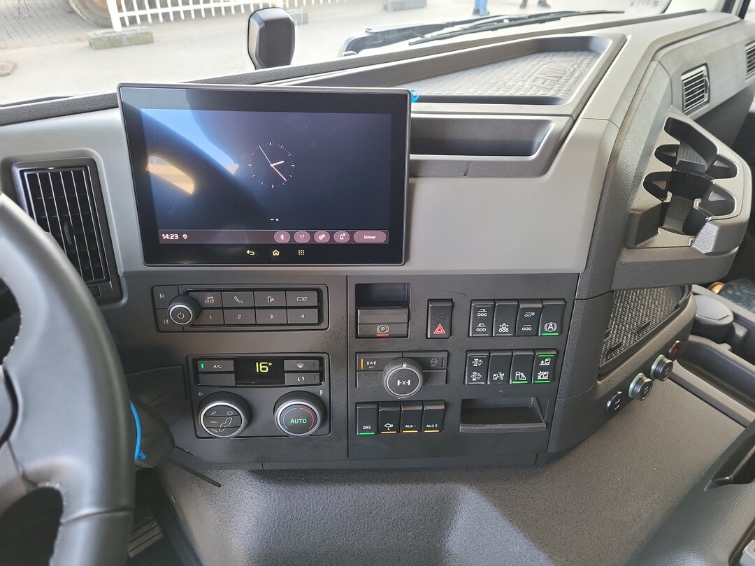 Other : Volvo FM 460 Камиони с кран с кука