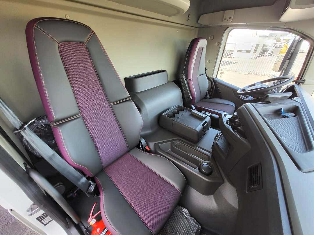 Other : Volvo FM 460 Камиони с кран с кука
