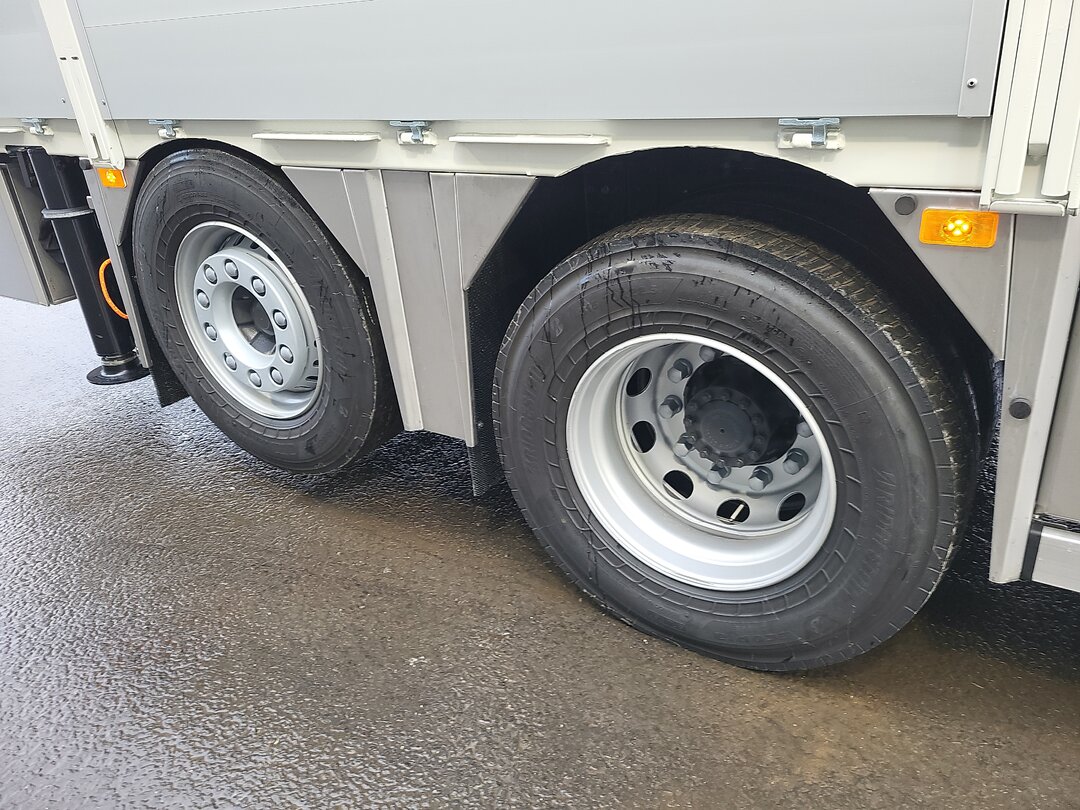 Other : Volvo FM 500 شاحنات مسطحة