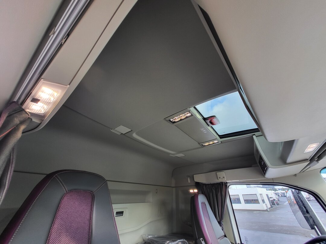 Other : Volvo FM 500 شاحنات مسطحة