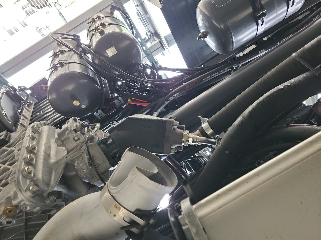 Other : Volvo FMX 500 شاحنة ذات خطاف