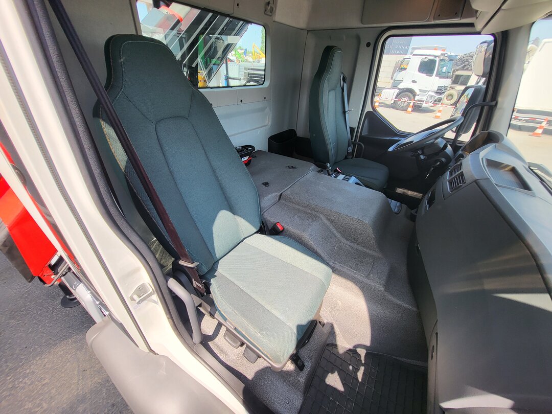 Other : Volvo FE 320 Fladvogne lastbiler