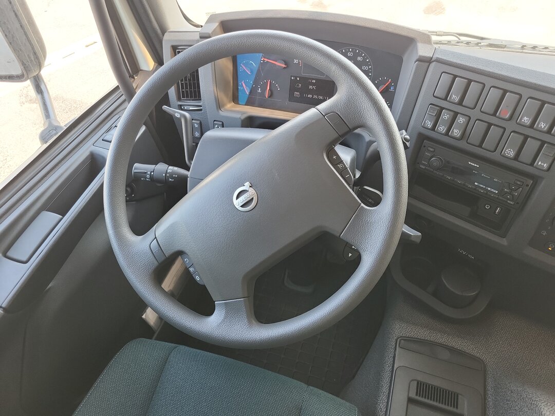 Other : Volvo FE 320 Fladvogne lastbiler