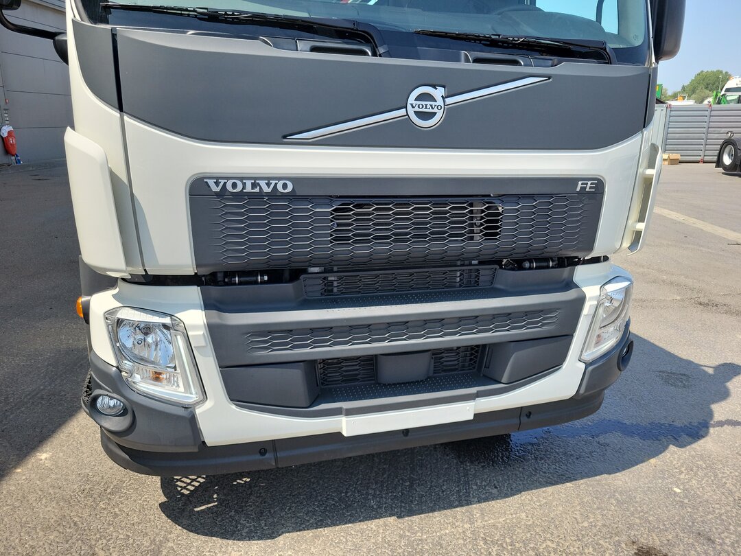 Other : Volvo FE 320 Fladvogne lastbiler