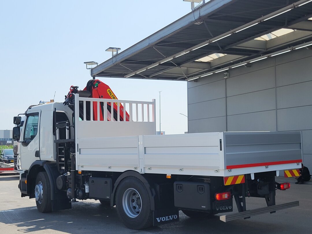 Other : Volvo FE 320 Fladvogne lastbiler
