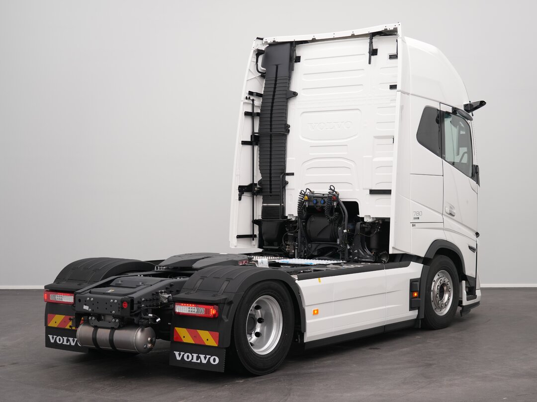 Other : Volvo FH16 780 Tractor