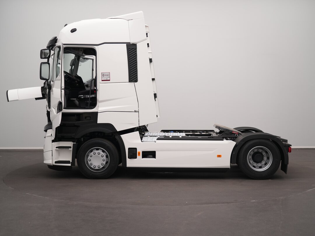 Other : Renault T 520 tegljač