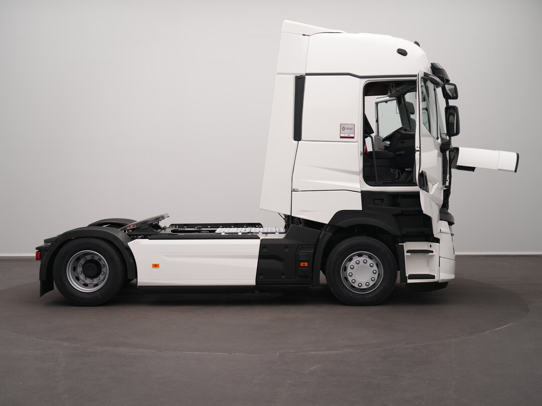 Other : Renault T 520 tegljač