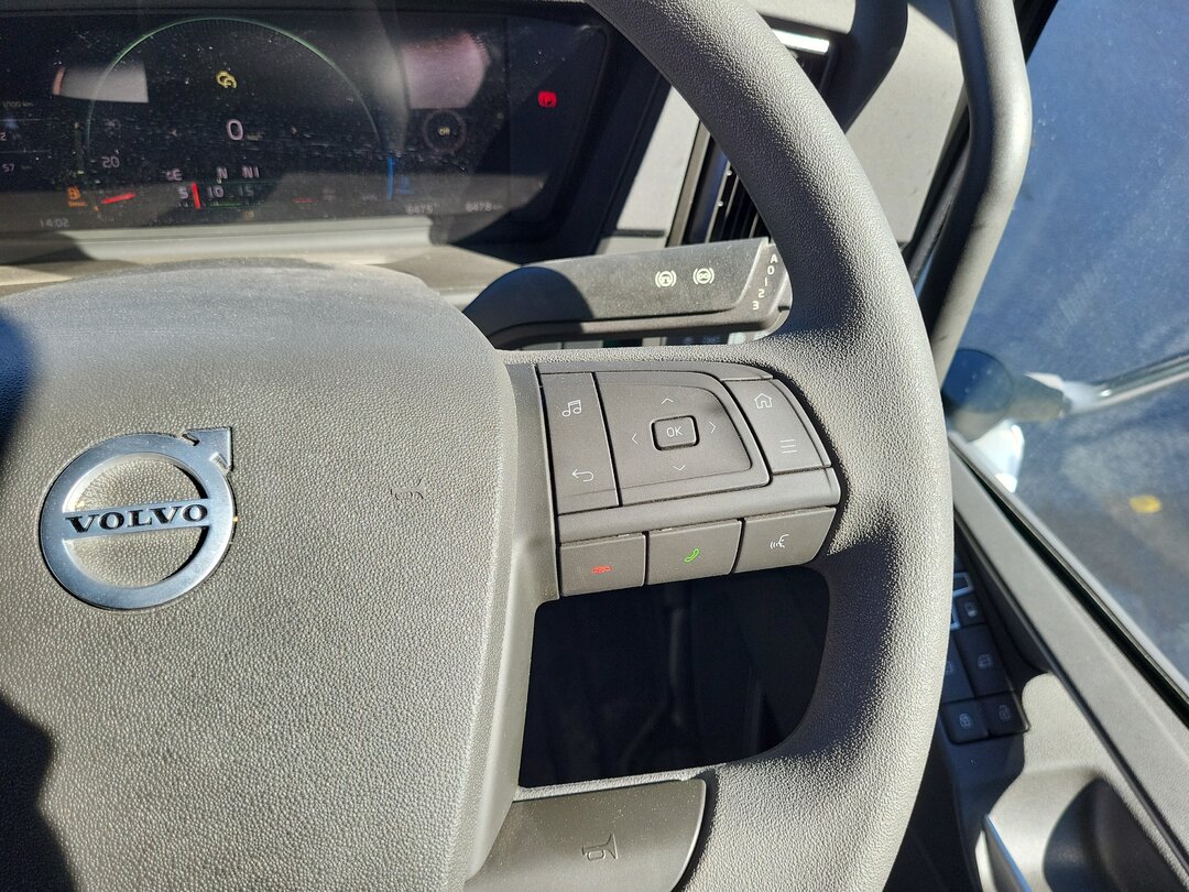 Other : Volvo FMX 420 شاحنة قلاب