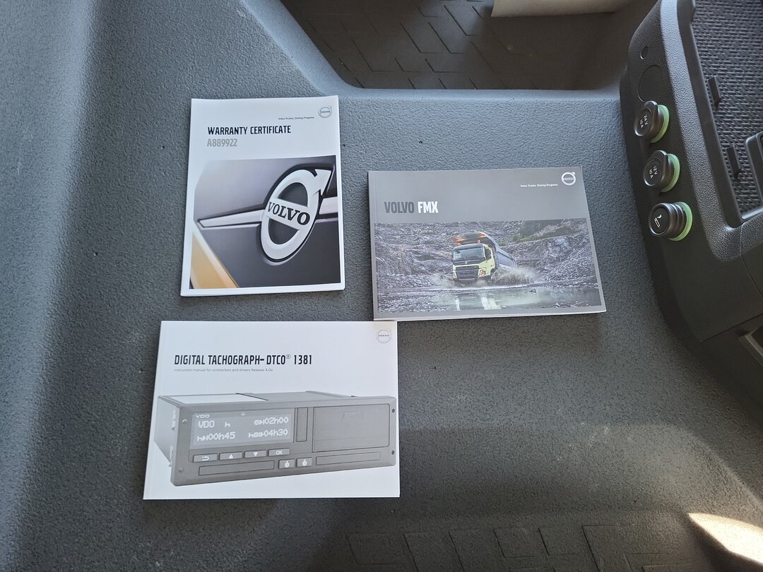Other : Volvo FMX 420 شاحنة قلاب