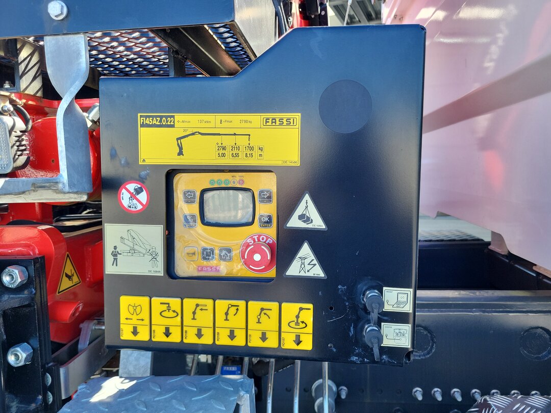 Other : Volvo FMX 420 شاحنة قلاب