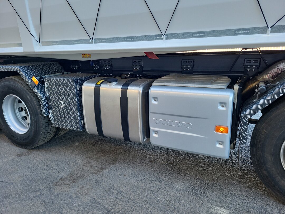 Other : Volvo FMX 420 شاحنة قلاب