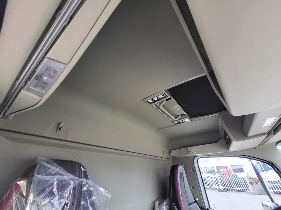 Other : Volvo FMX 500 Caja abierta