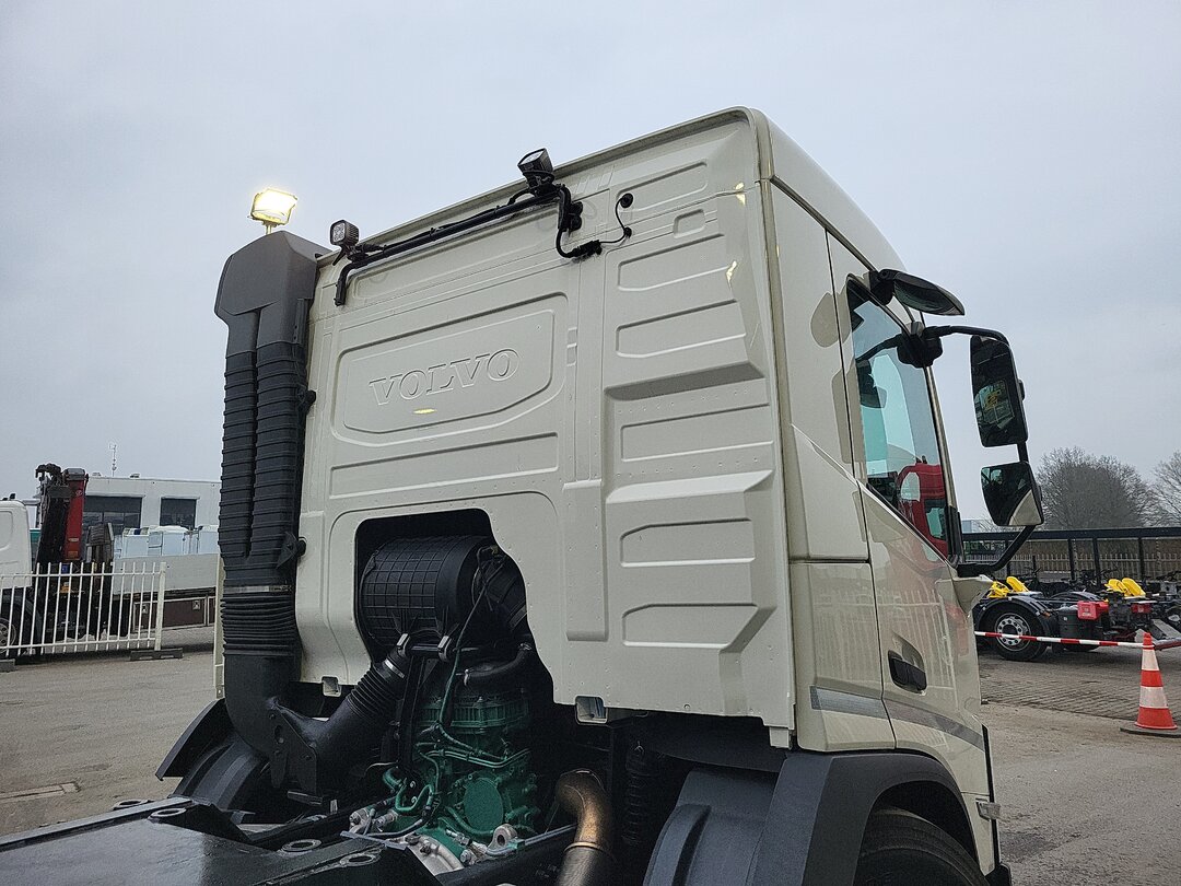Other : Volvo FMX 500 Caja abierta