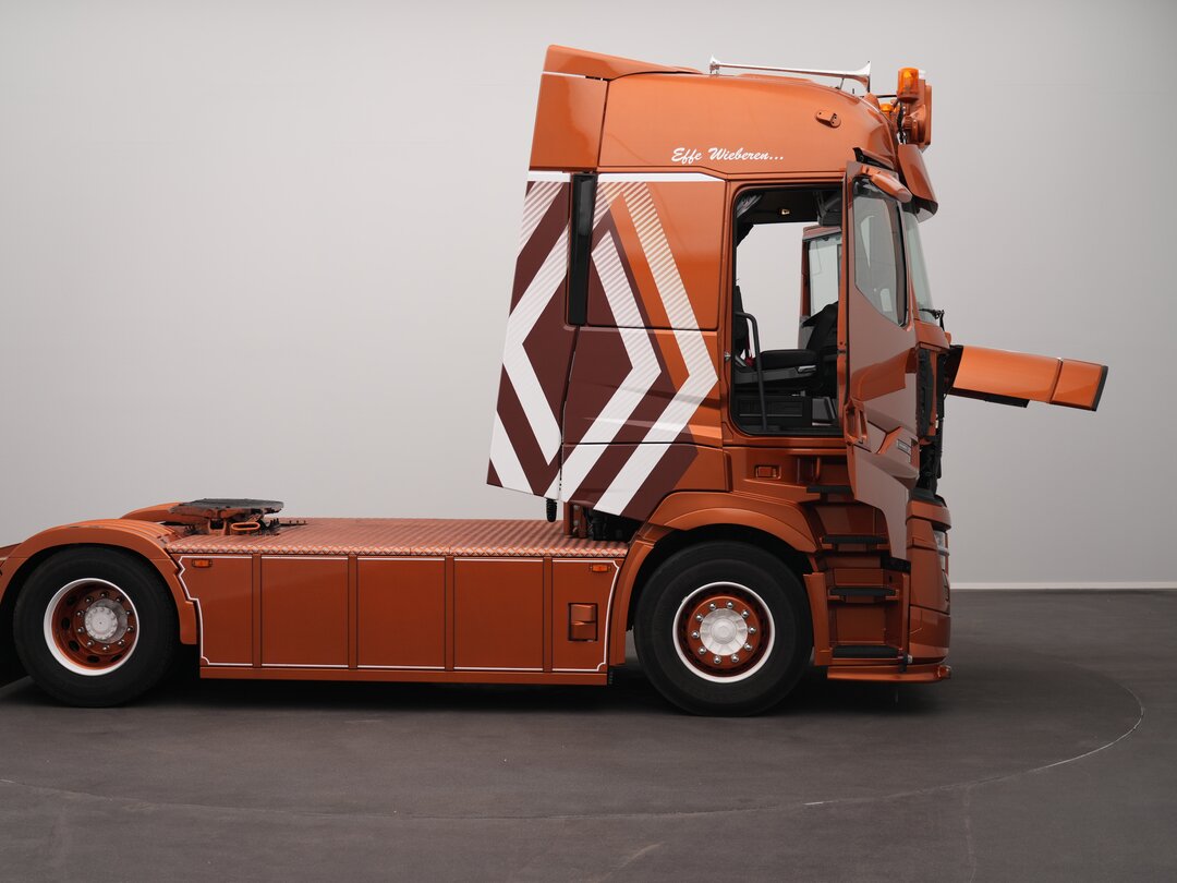 Other : Renault T 480 tegljač