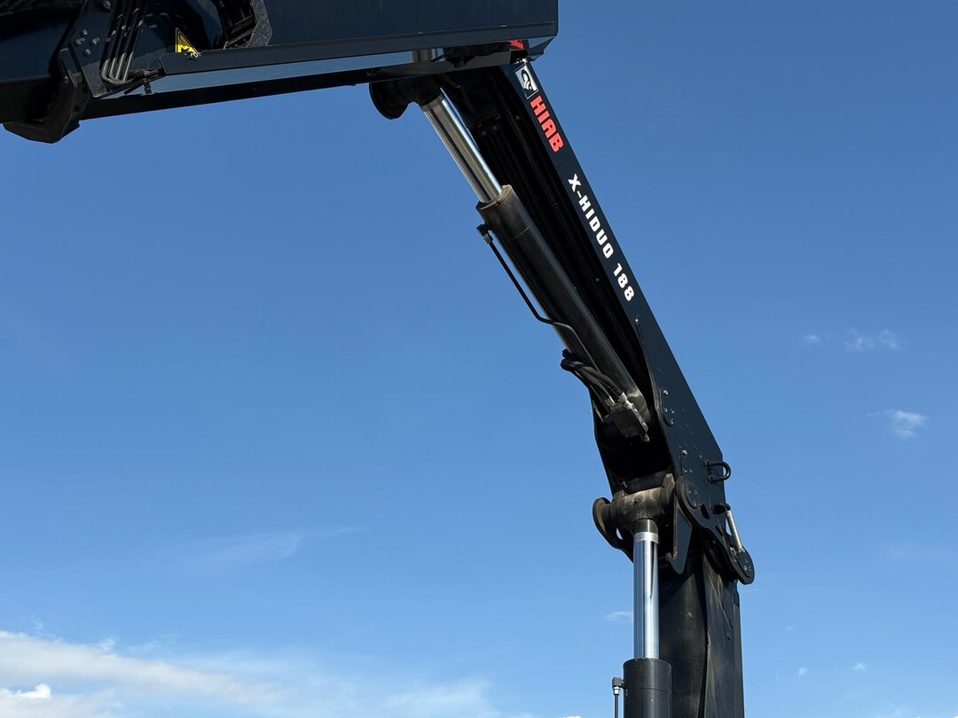 Other : Volvo FM 420 شاحنات مسطحة