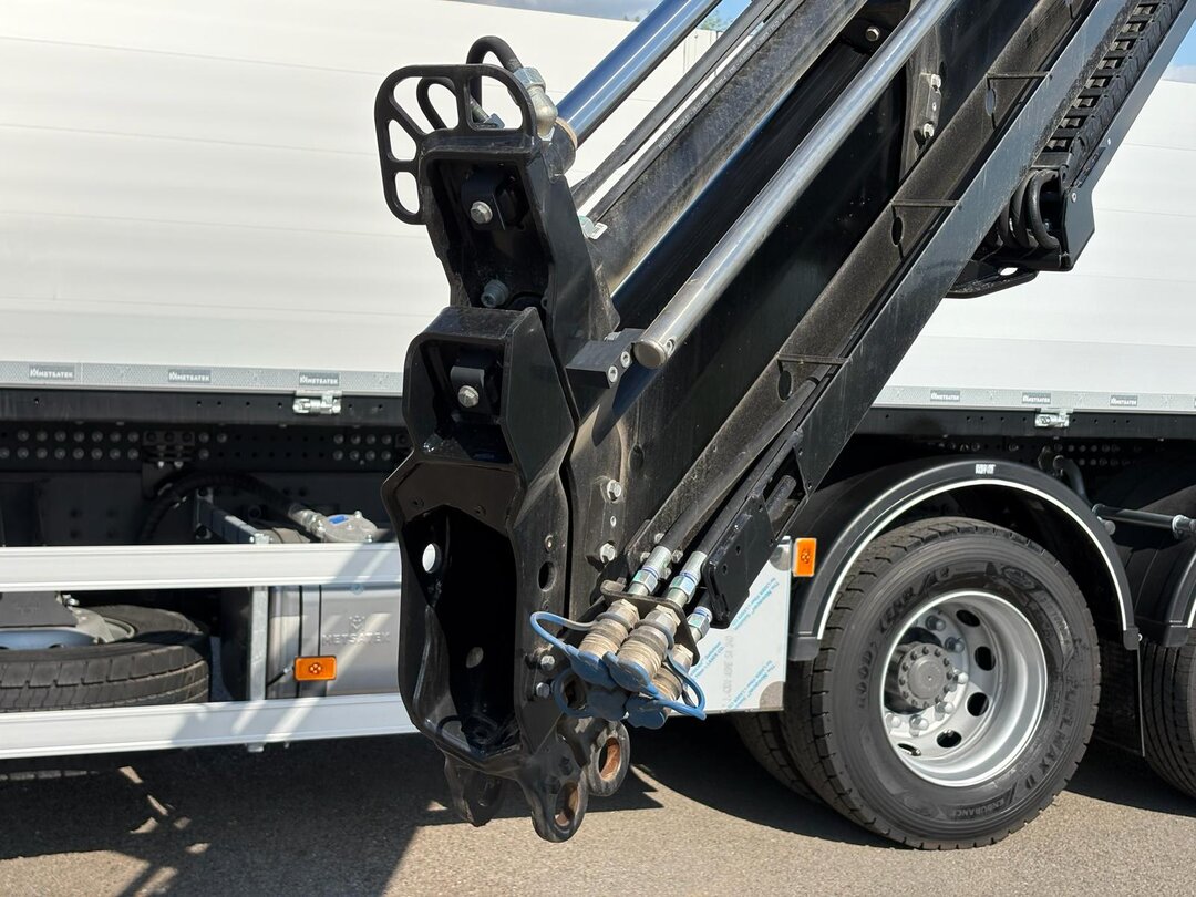 Other : Volvo FM 420 شاحنات مسطحة