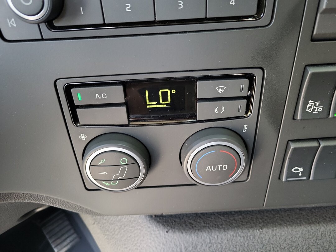 Other : Volvo FM 460 Камиони с кран с кука