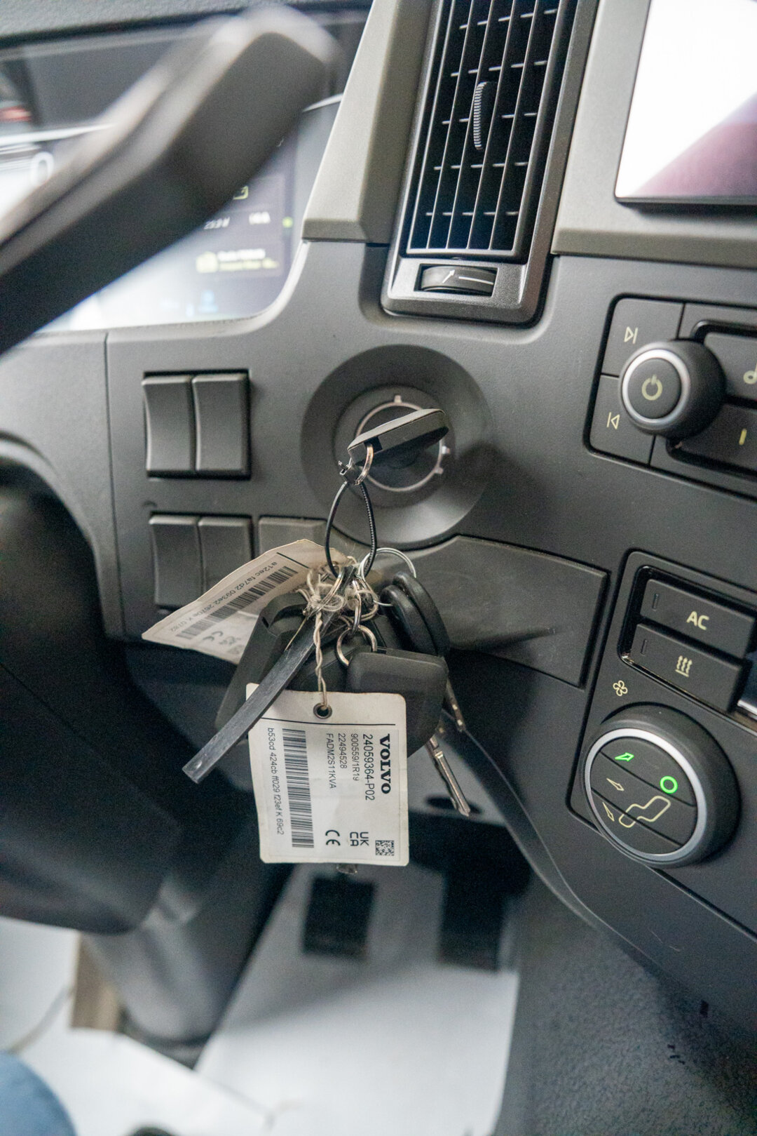 Other : Volvo FM 500 грузовик с крюковым погрузчиком