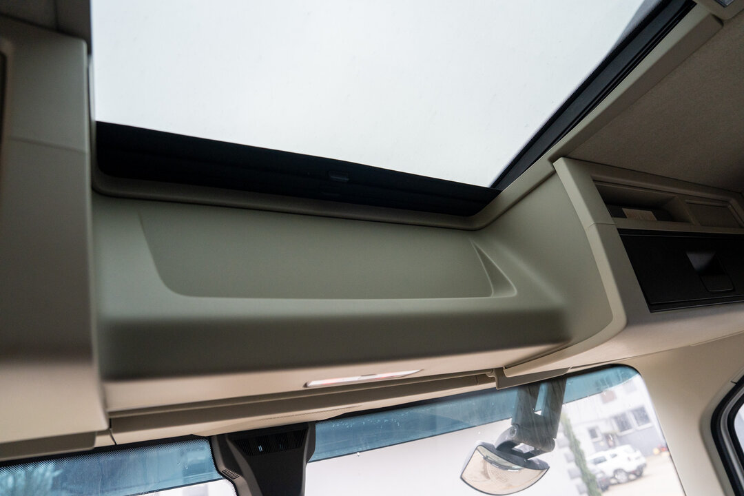 Other : Volvo FM 500 грузовик с крюковым погрузчиком