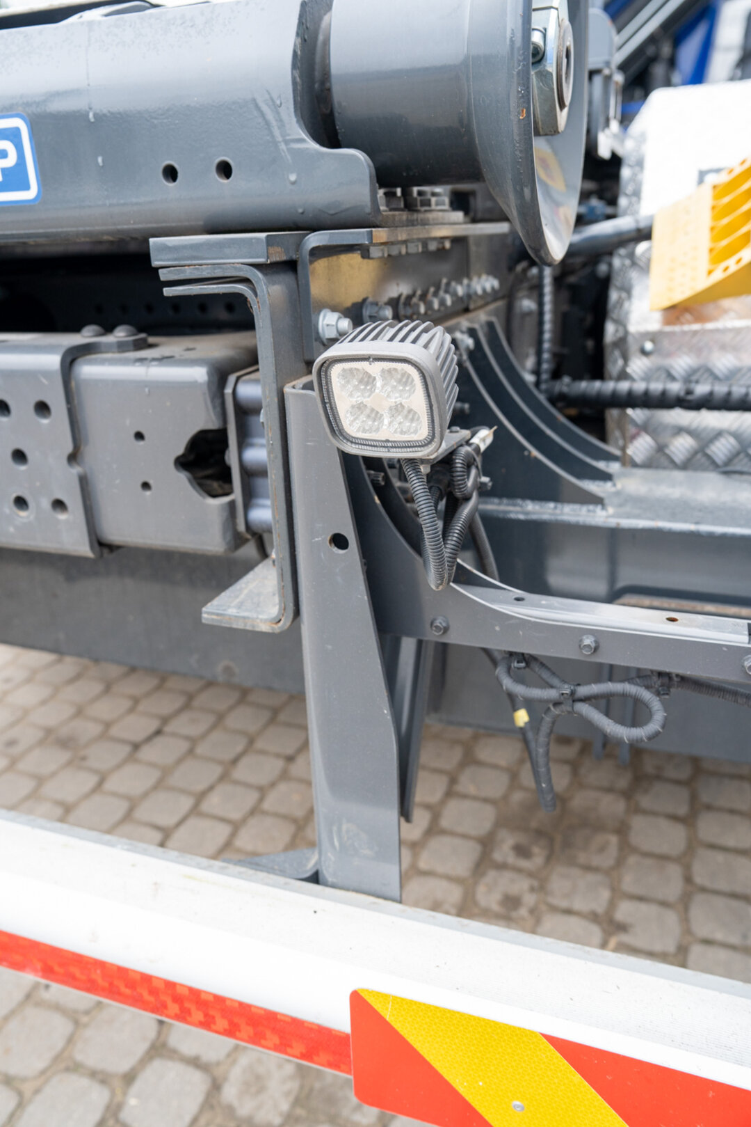 Other : Volvo FM 500 грузовик с крюковым погрузчиком
