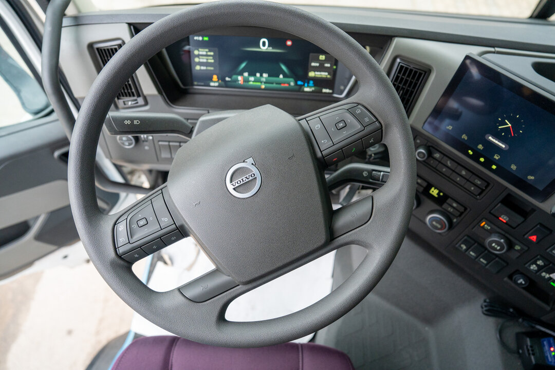 Other : Volvo FM 500 грузовик с крюковым погрузчиком